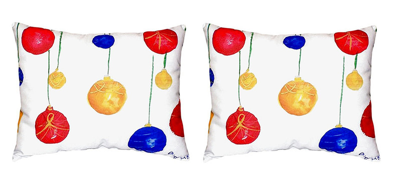 Pair of Betsy Drake Christmas Ornaments No Cord Pillows 16 Inch X 20 Inch Main image