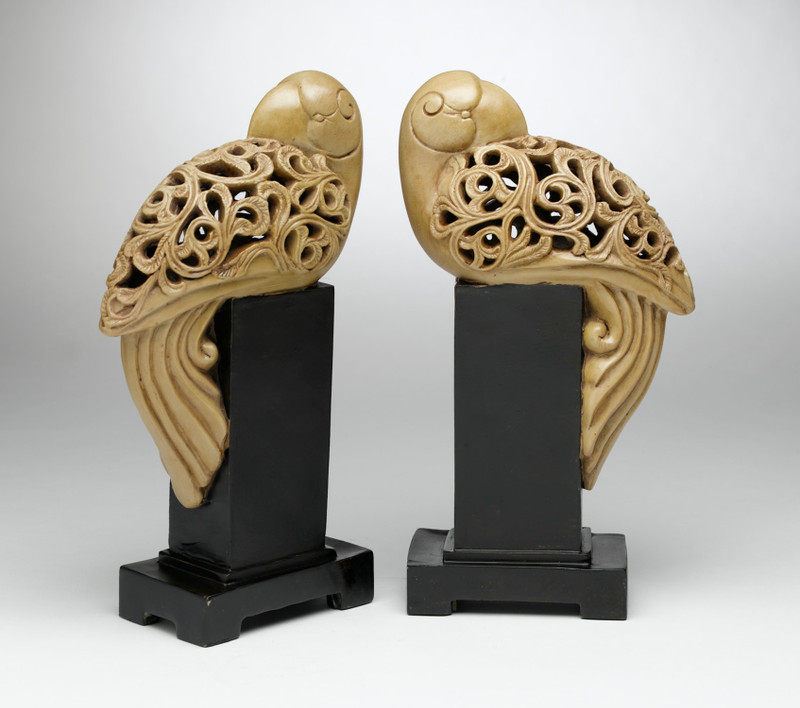 AA Importing Parrot Figures Main image