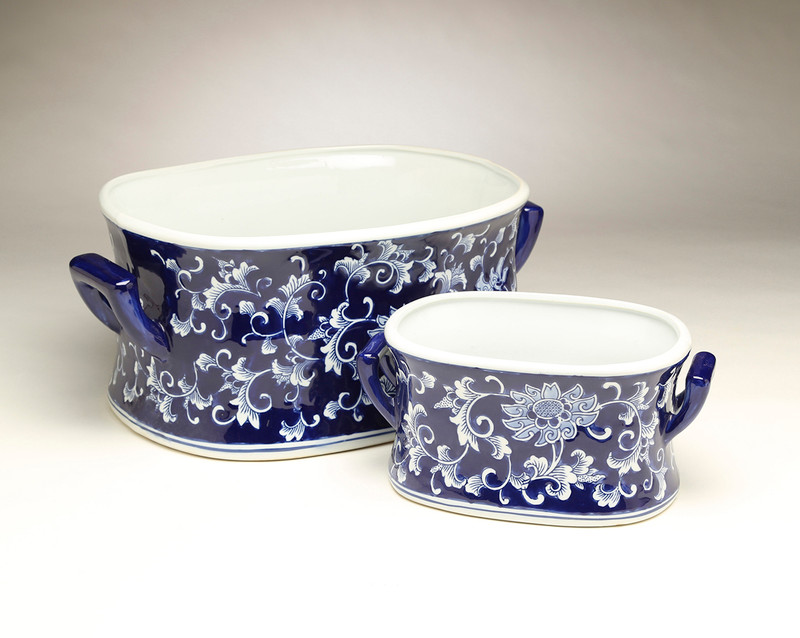 AA Importing 59941 Set Of 2 Blue & White Foot Baths Main image