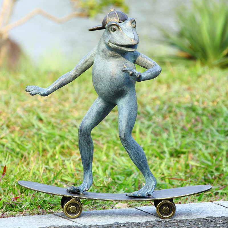 SPI Aluminum Radical Skateboarding Frog Garden Statue Main image