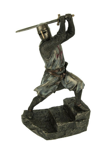 Two Handed Slash Scratch & Dent Templar Knight Wielding Double Handed Sword Statue ...