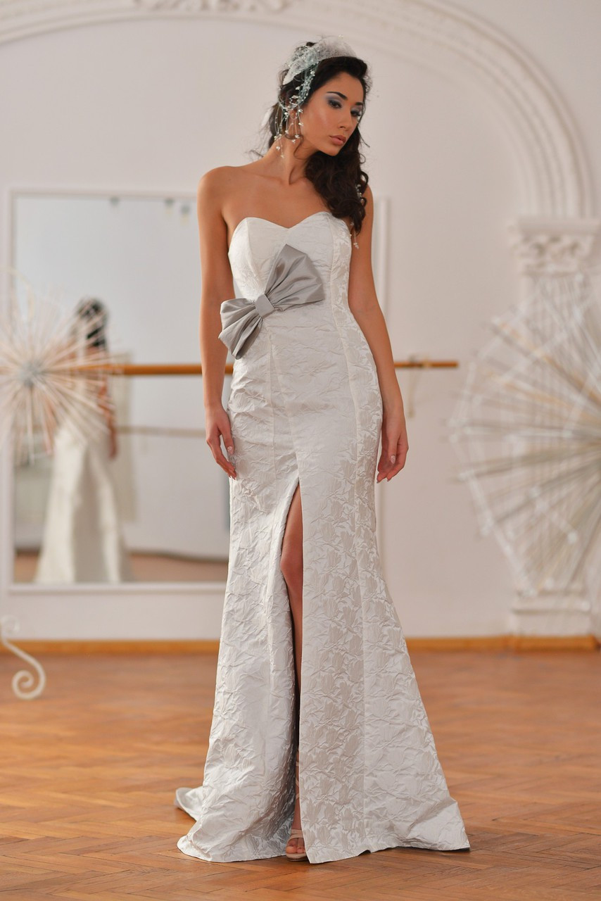 Phoenix Dress (White Brocade Wrap Gown)