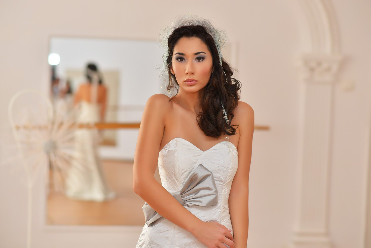 Phoenix Dress (White Brocade Wrap Gown)