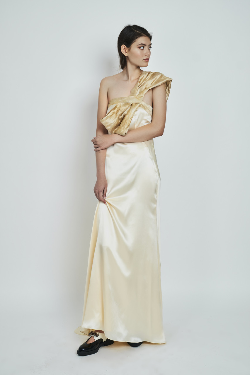 Queen Mab Gown (One-shoulder Silk Gown)