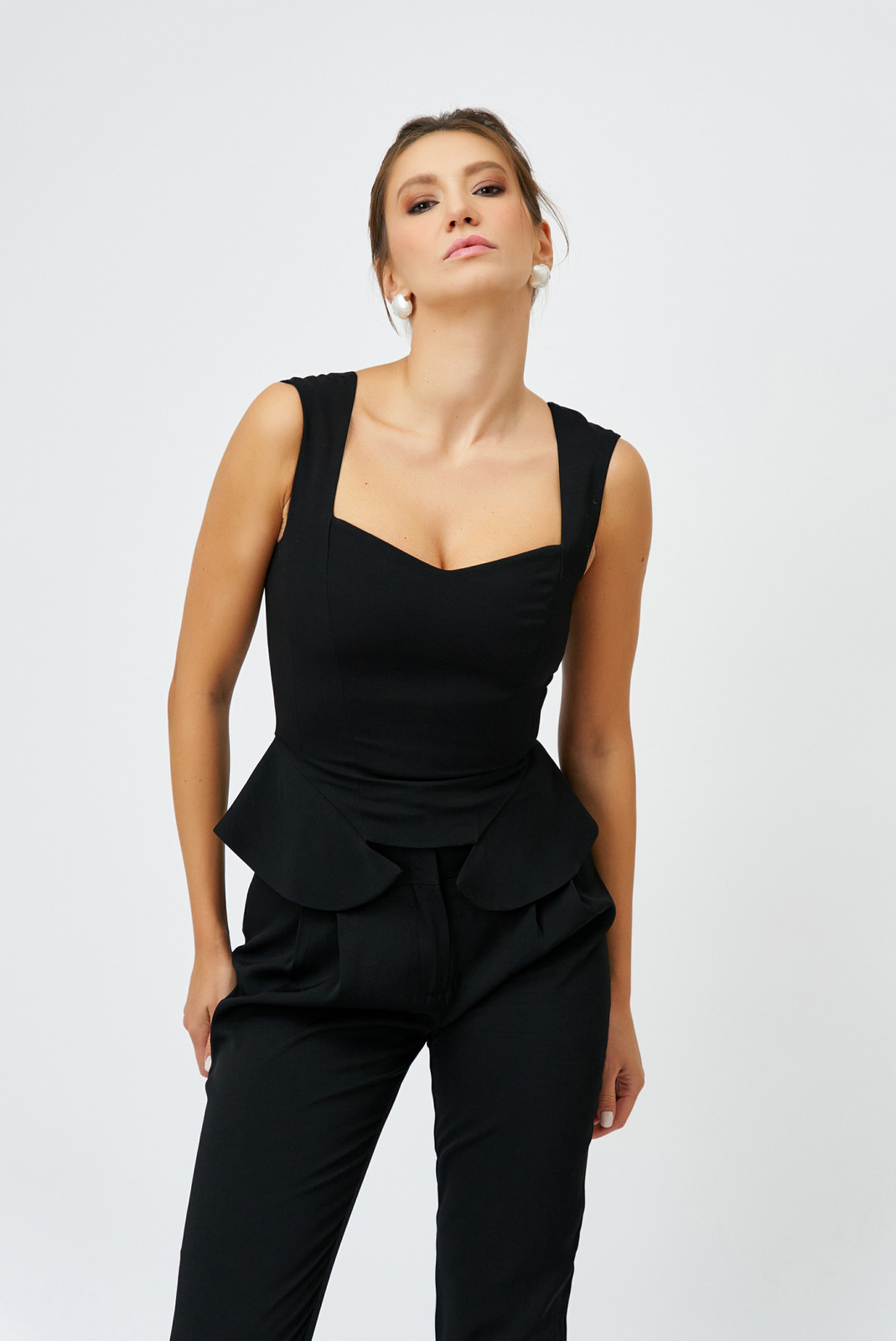 Chase-of-a-Feeling Top in Black