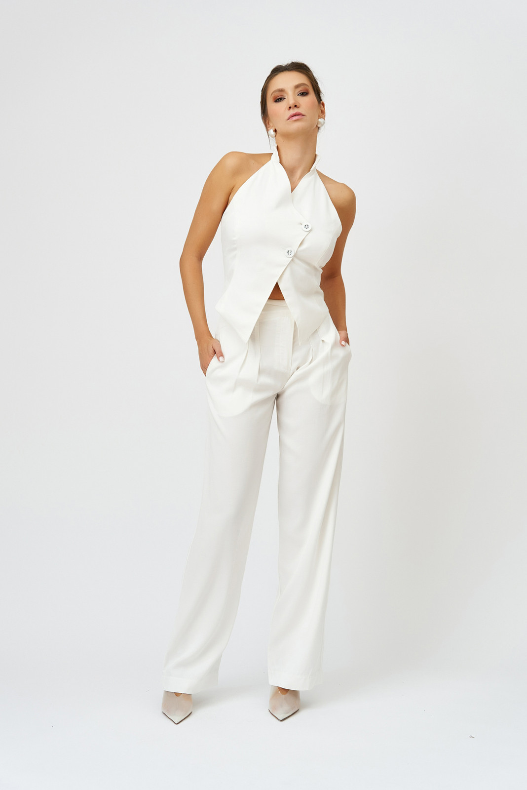 BELLE Halterneck Textured-Viscose Vest in White