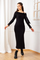 COMET Off-The-Shoulder Midi Dress in Black