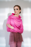 Two-Make-One Shirt with Detachable Collar and Sleeve in Pink