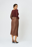 The SWAN Bamboo Knit Top with Plissé-Satin Sleeve in Brown