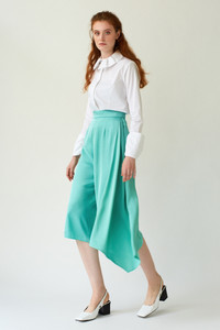SWEPT AWAY Mint Cropped Pants with Side Pleat SWEPT AWAY Mint Cropped Pants with Side Pleat