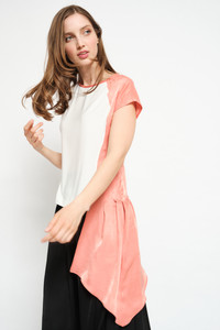 COLIBRI Ecru T-shirt with Pleated Light-coral Insertion