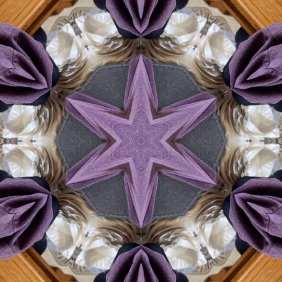 Amethyst star in white ruffle wreath