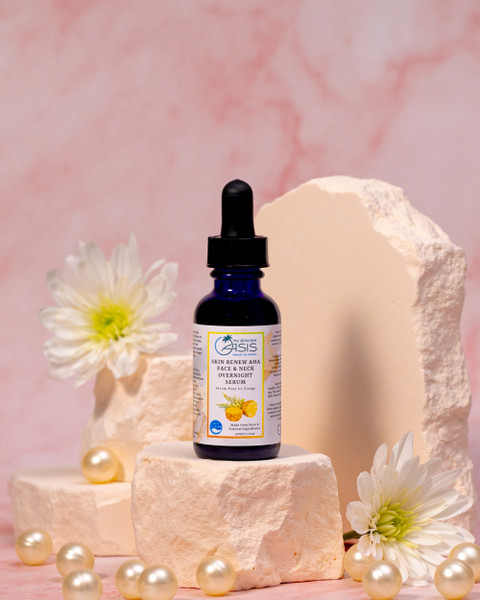 Natural AHA Face & Neck Peeling Serum with glycolic acid and lactic acid for exfoliating skin, unclogging pores, improving texture, and brightening uneven skin tone.