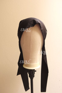 Gorro de Satén borde ancho color negro
