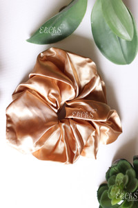 Cola de satén Jumbo color Dorada