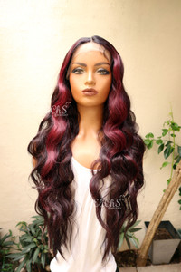 Peluca lacefront de seda tono negro con Borgoña