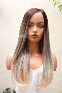 Peluca lacefront realista de seda
Color Caramelo