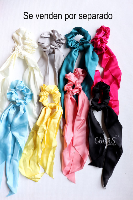 Scrunchies de saten con Lazo  (Se vende por unidad)