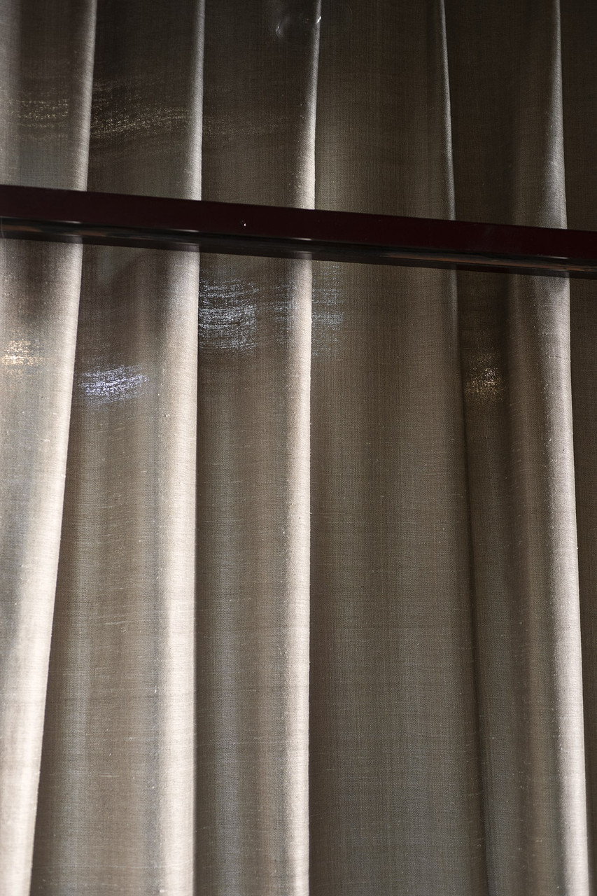 Slightly mottled shantung Days Like Now | Dedar Milano