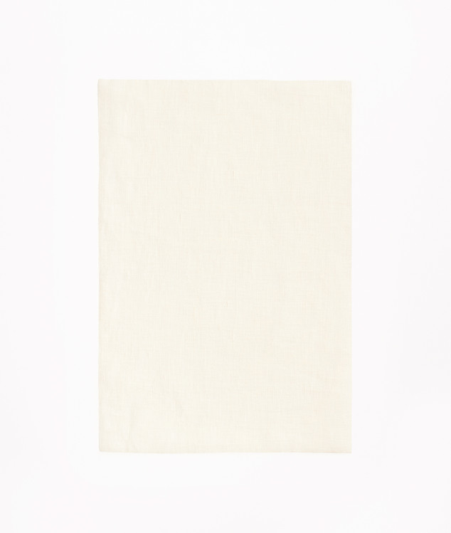 002|Ivory