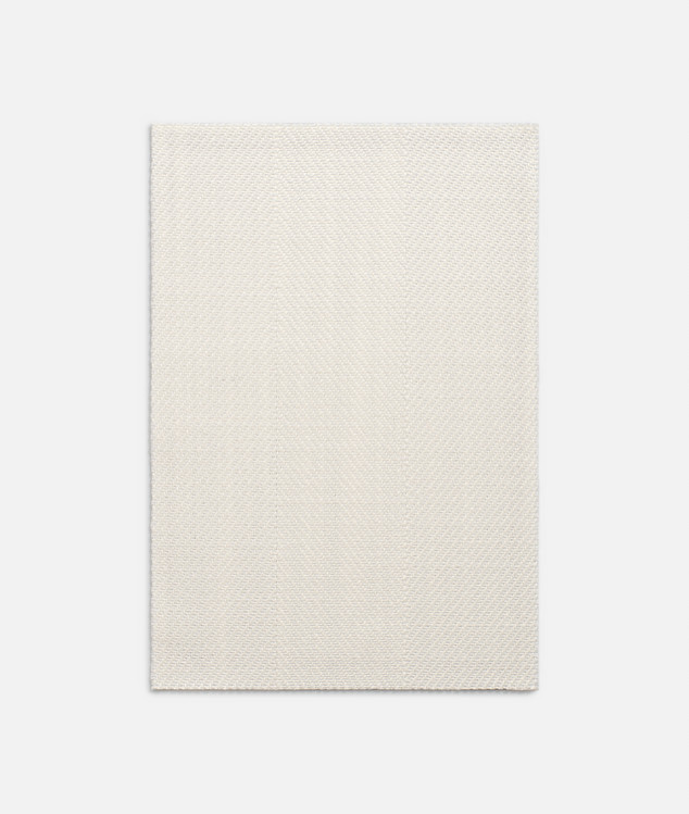 001|Ivory