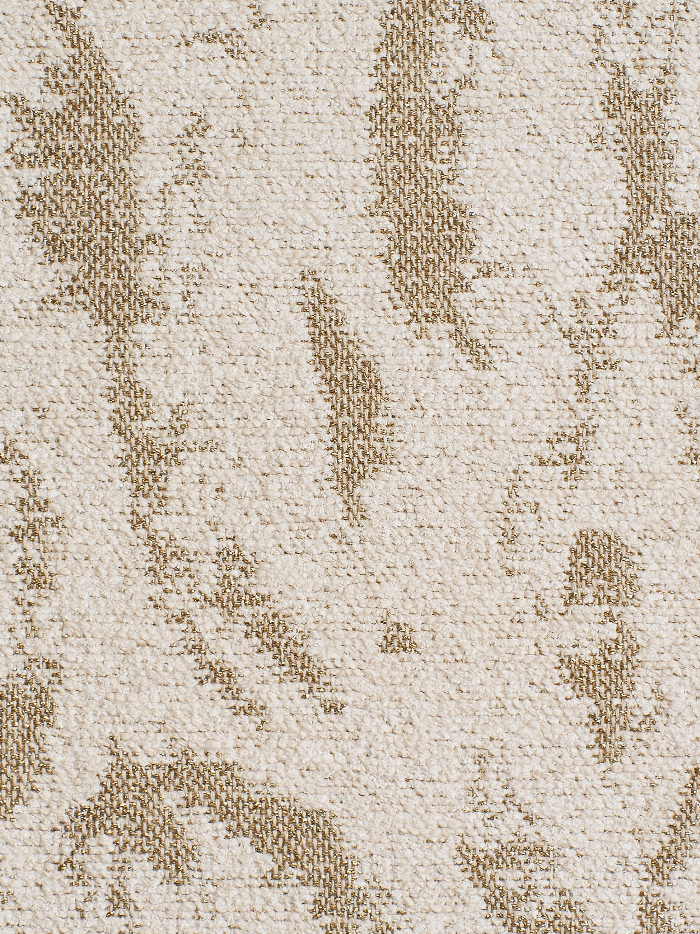 001|Ivory, Metal