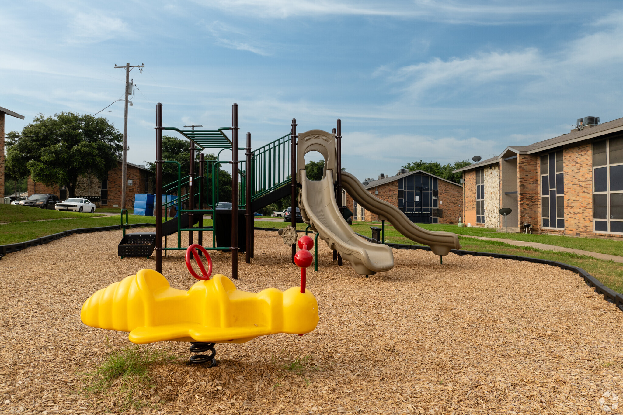 apex-apartments-fort-worth-tx-playground-1-.jpg
