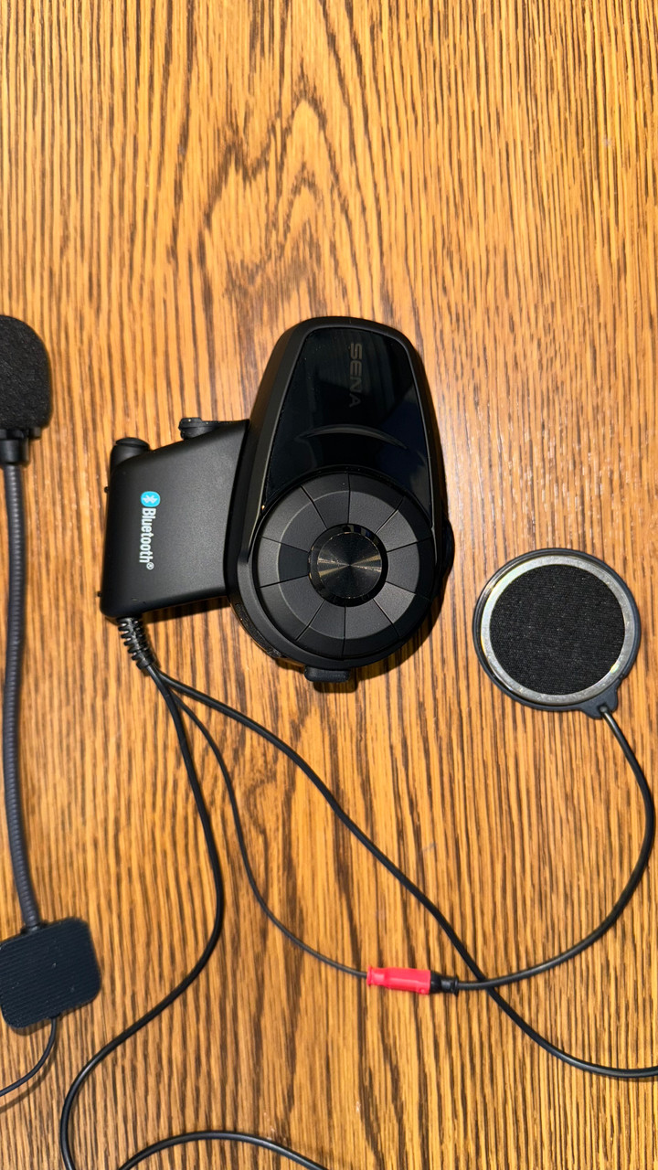 SENA 10S BLUETOOTH HEADSET AND INTERCOM SYSTEM - DISPLAY MODEL