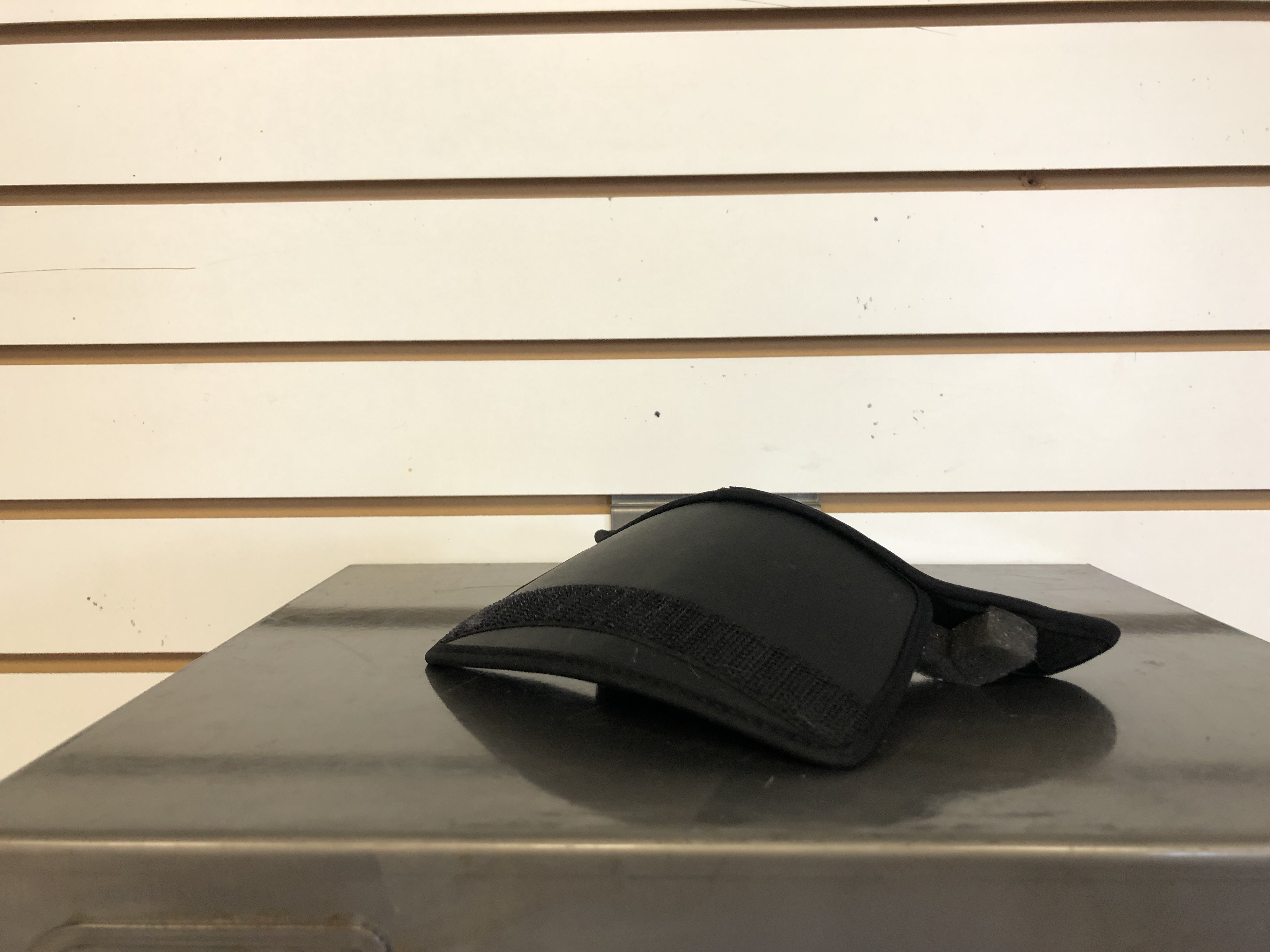 HJC CS-R3 SNOW MATTE BLACK MOTORCYCLE HELMET (LARGE) - DISPLAY MODEL