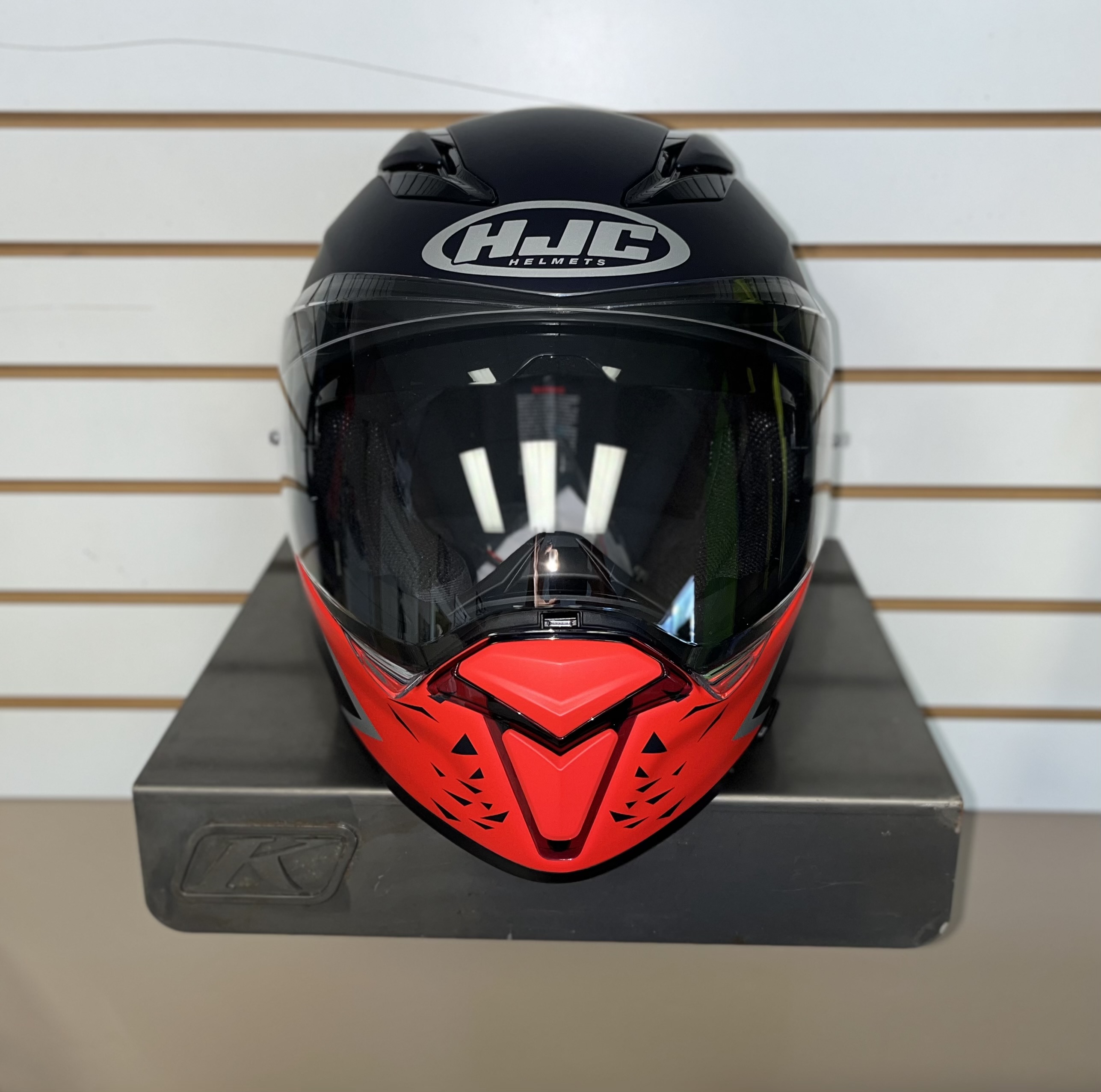 HJC F70 RED BULL SPIELBERG MC-21SF (LARGE) - DISPLAY MODEL 