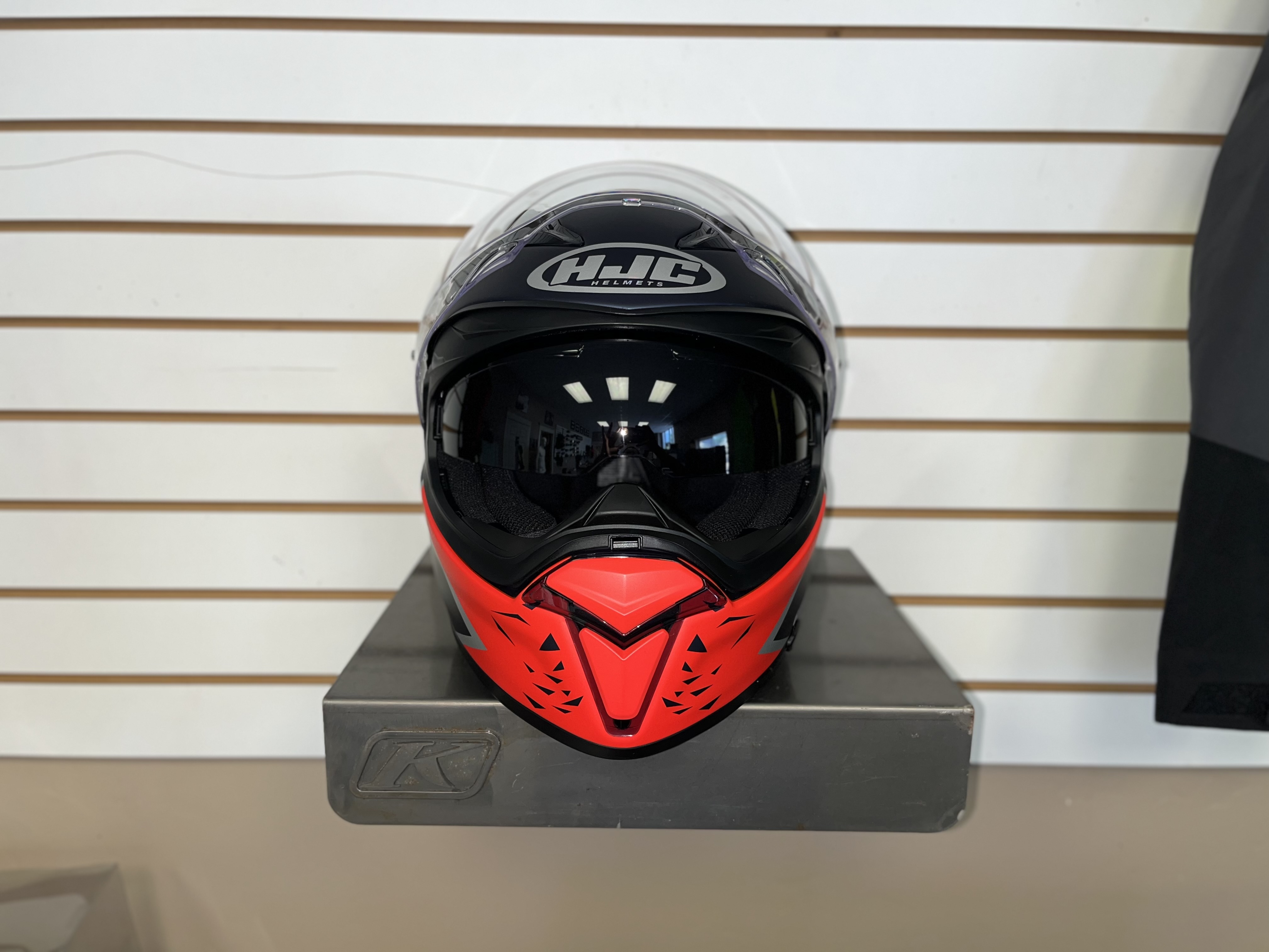 HJC F70 RED BULL SPIELBERG MC-21SF (LARGE) - DISPLAY MODEL