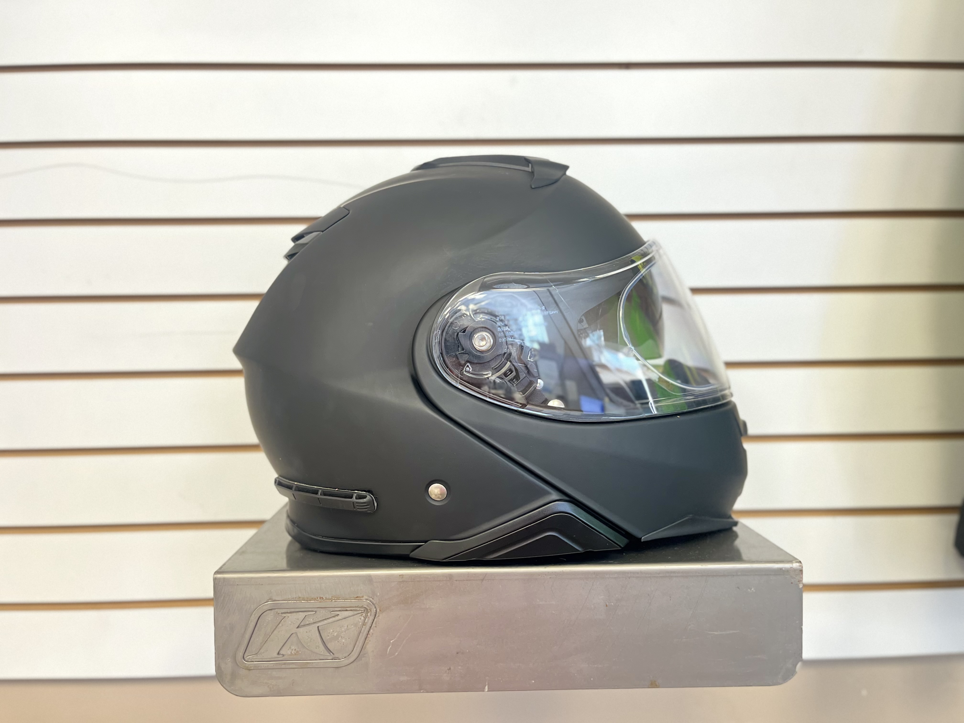 SHOEI NEOTEC II MATTE BLACK SMALL - USED