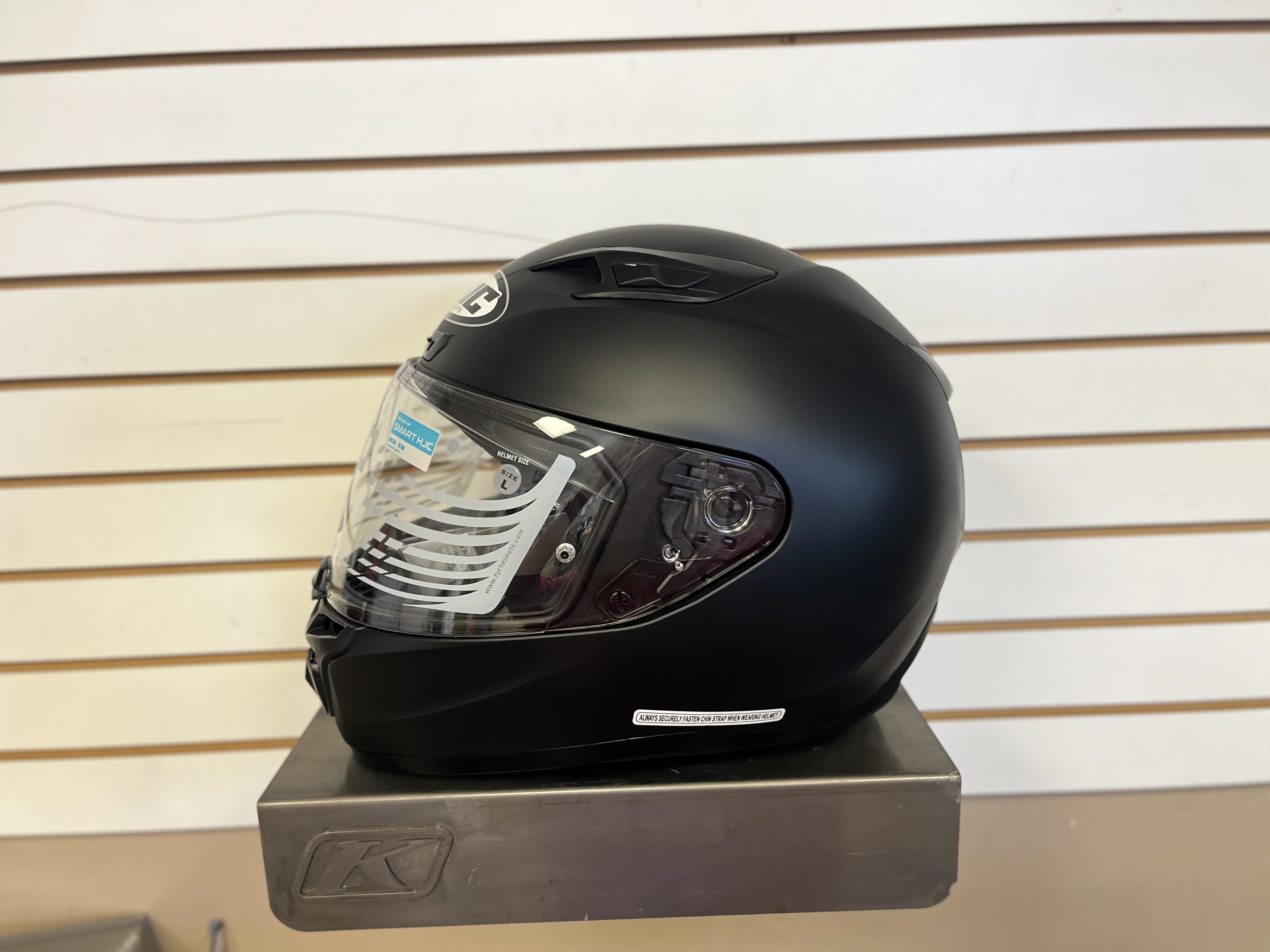 HJC i 10 SEMI FLAT BLACK (LARGE) - DEMO MODEL