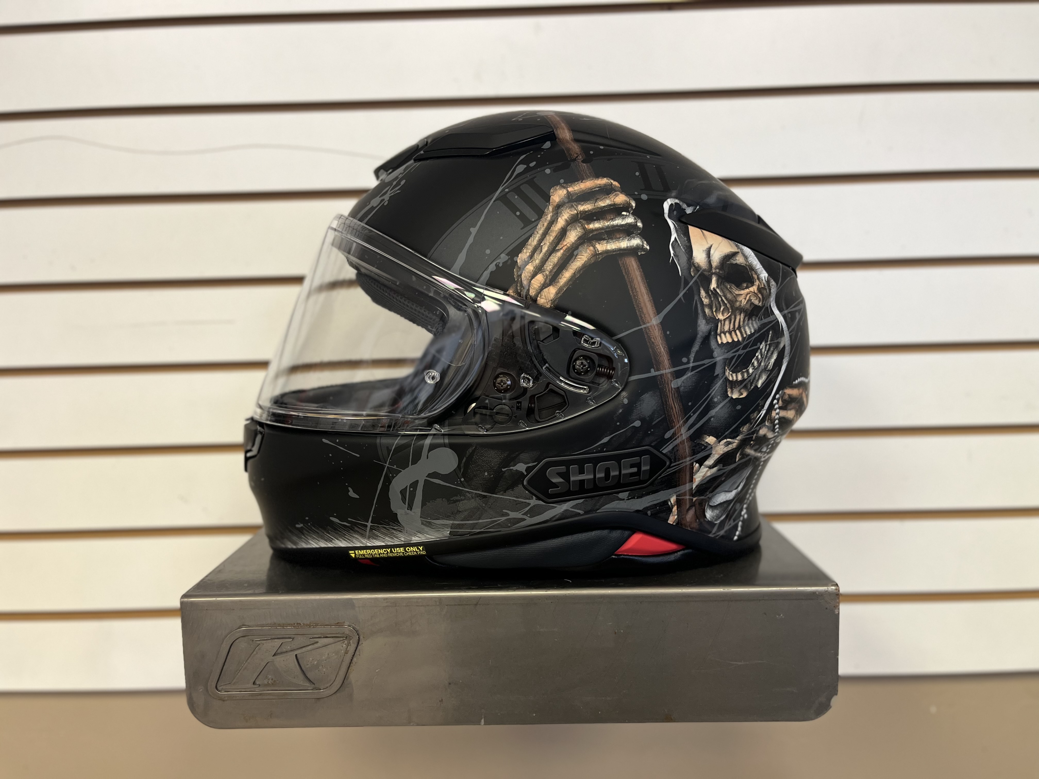 SHOEI RF-1400 FAUST TC-5 X-LARGE - DEMO MODEL