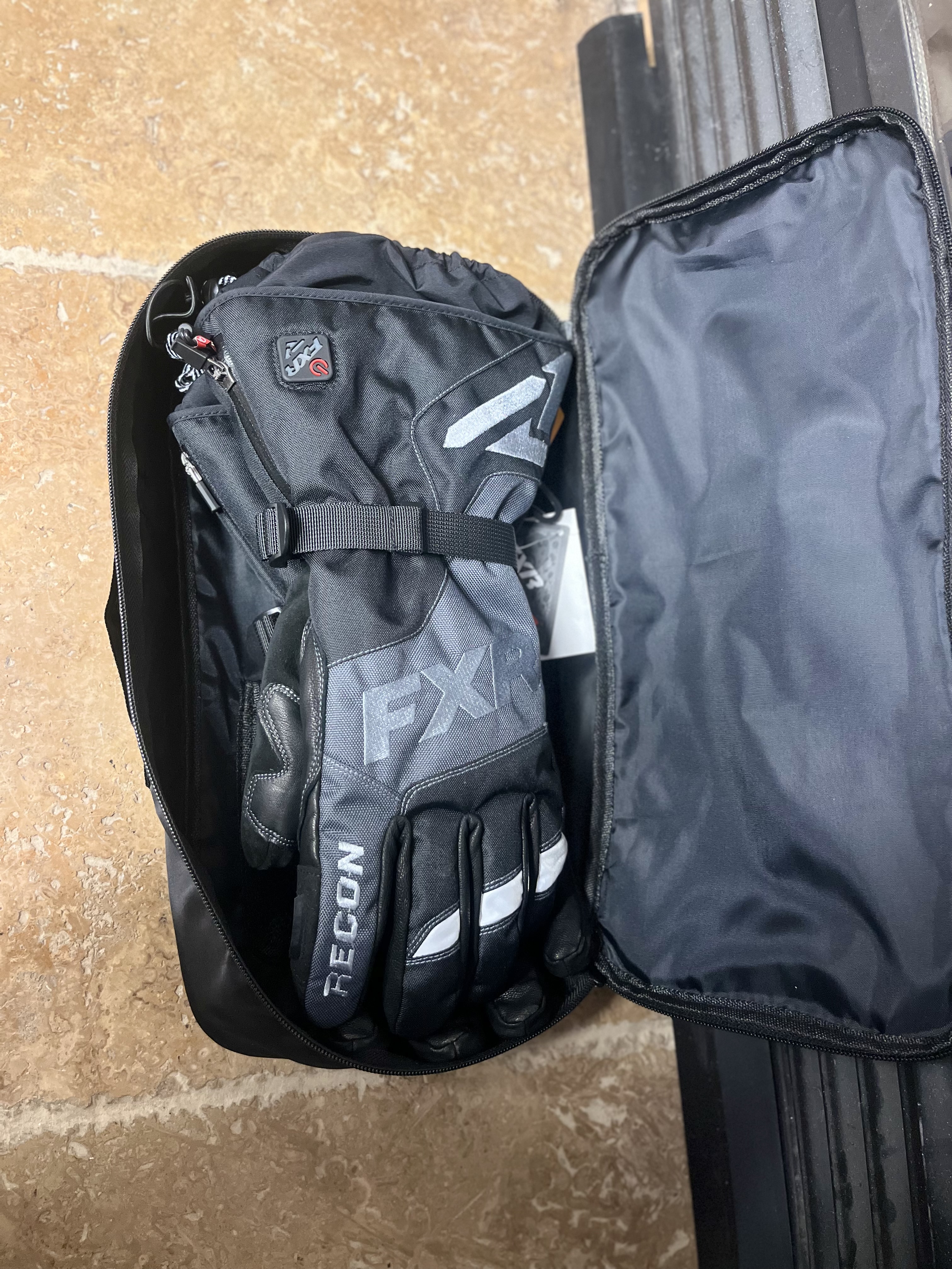 FXR Men's Heated Recon Glove 20 Black (Size Large) - Used