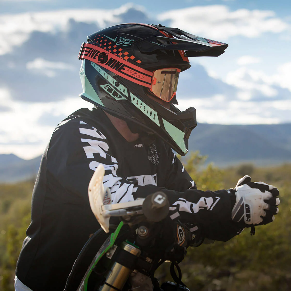 509 Tactical 2.0 Enduro Helmet - Speedsta Coral