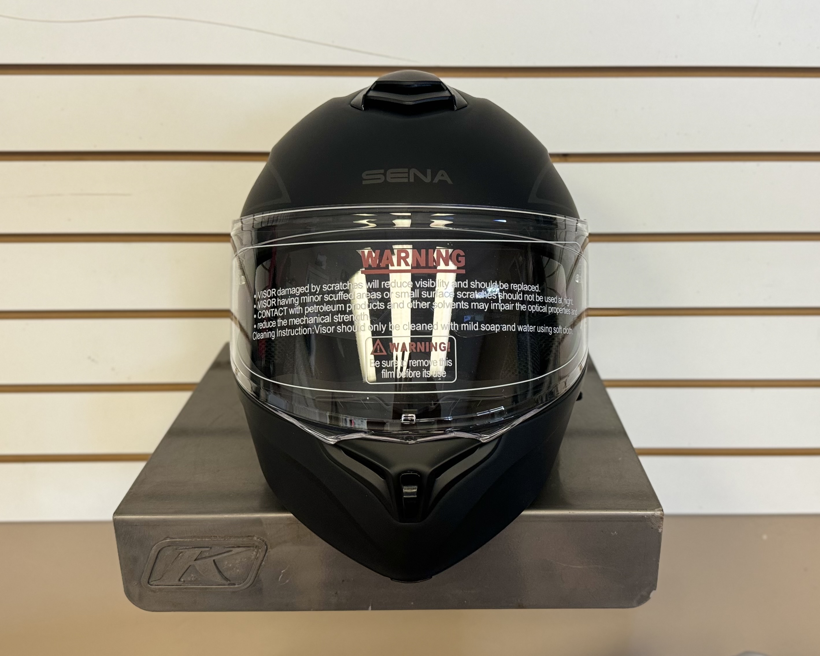 SENA OUTRUSH R MOTORCYCLE HELMET MATTE BLACK (X-LARGE) - DISPLAY MODEL