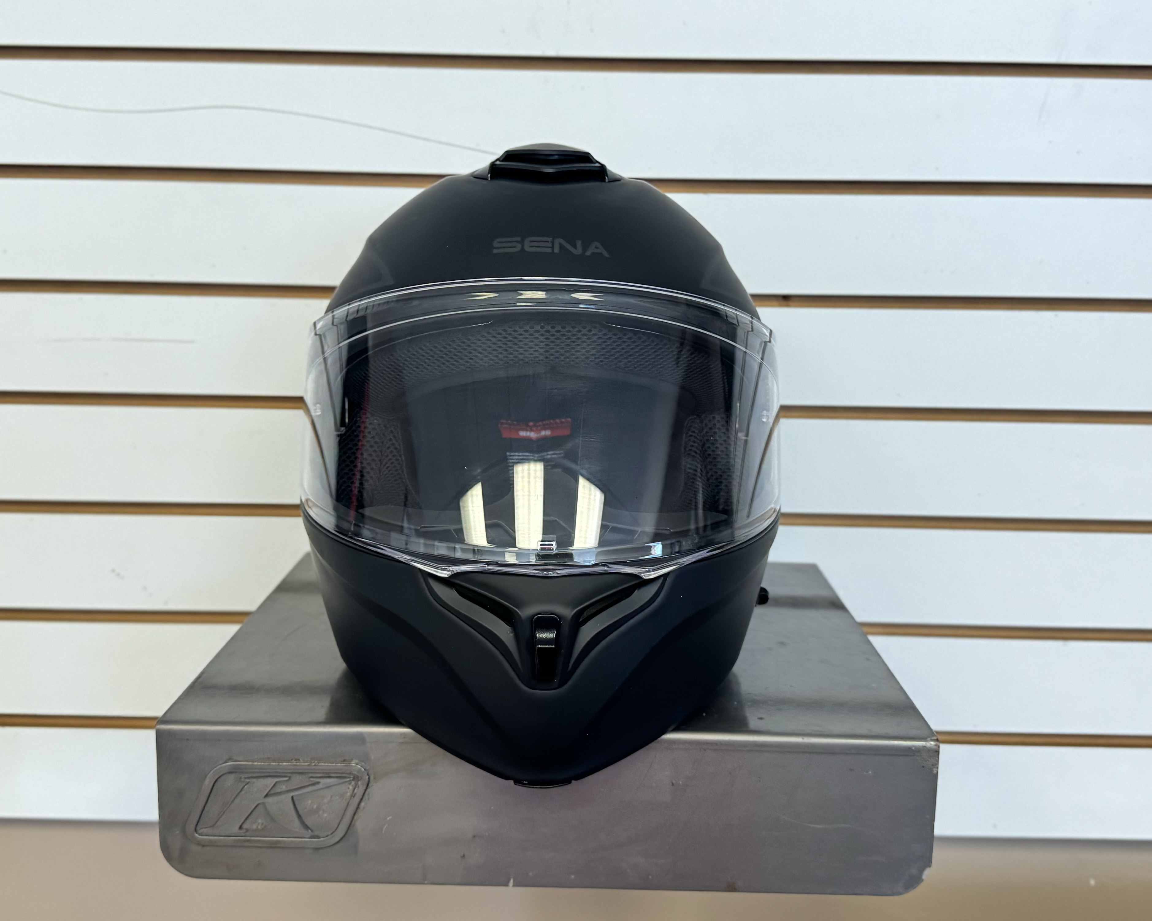 SENA OUTRUSH R BLUETOOTH HELMET - MATTE BLACK (LARGE) - DISPLAY MODEL