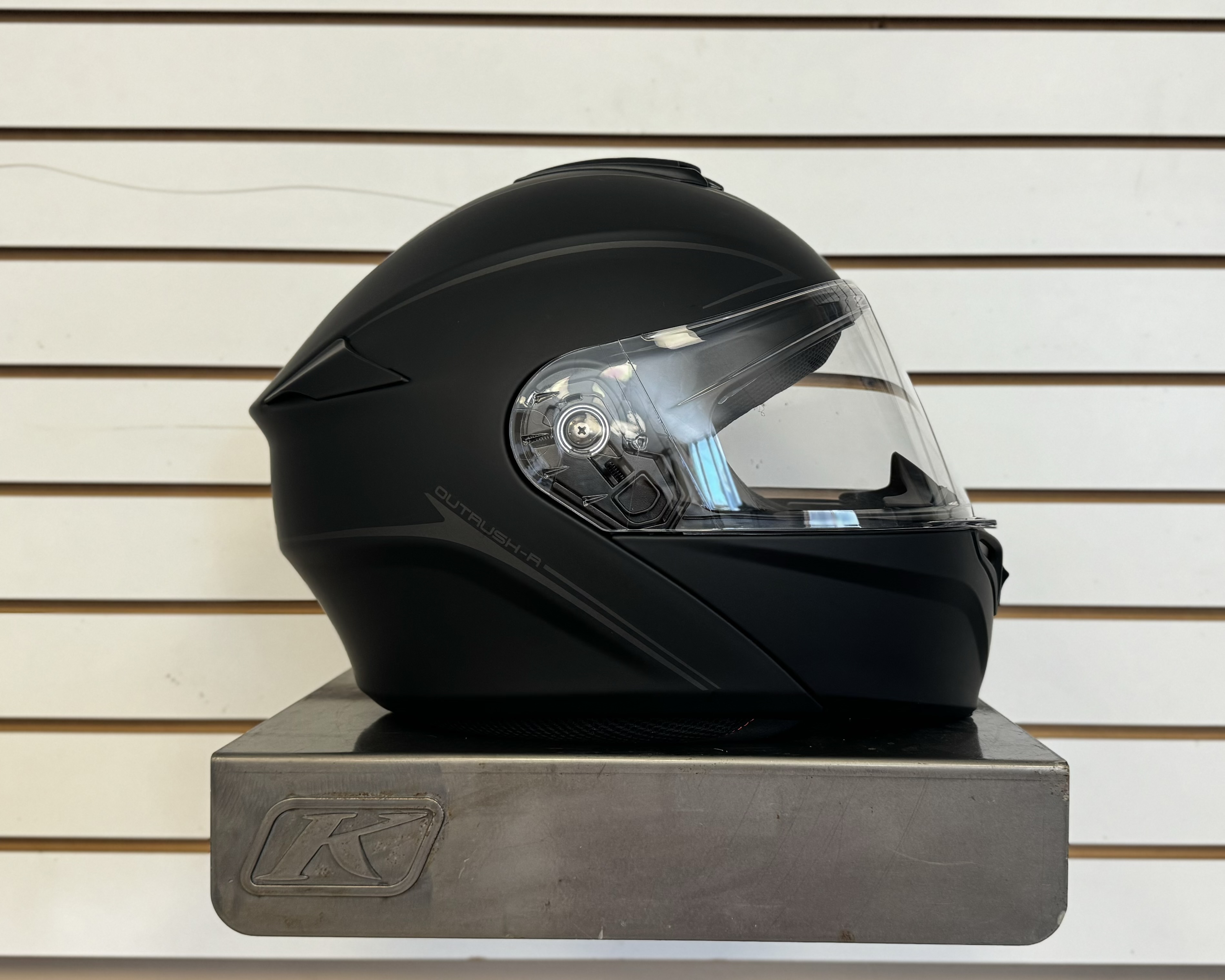 SENA OUTRUSH R BLUETOOTH HELMET - MATTE BLACK (LARGE) - DISPLAY MODEL