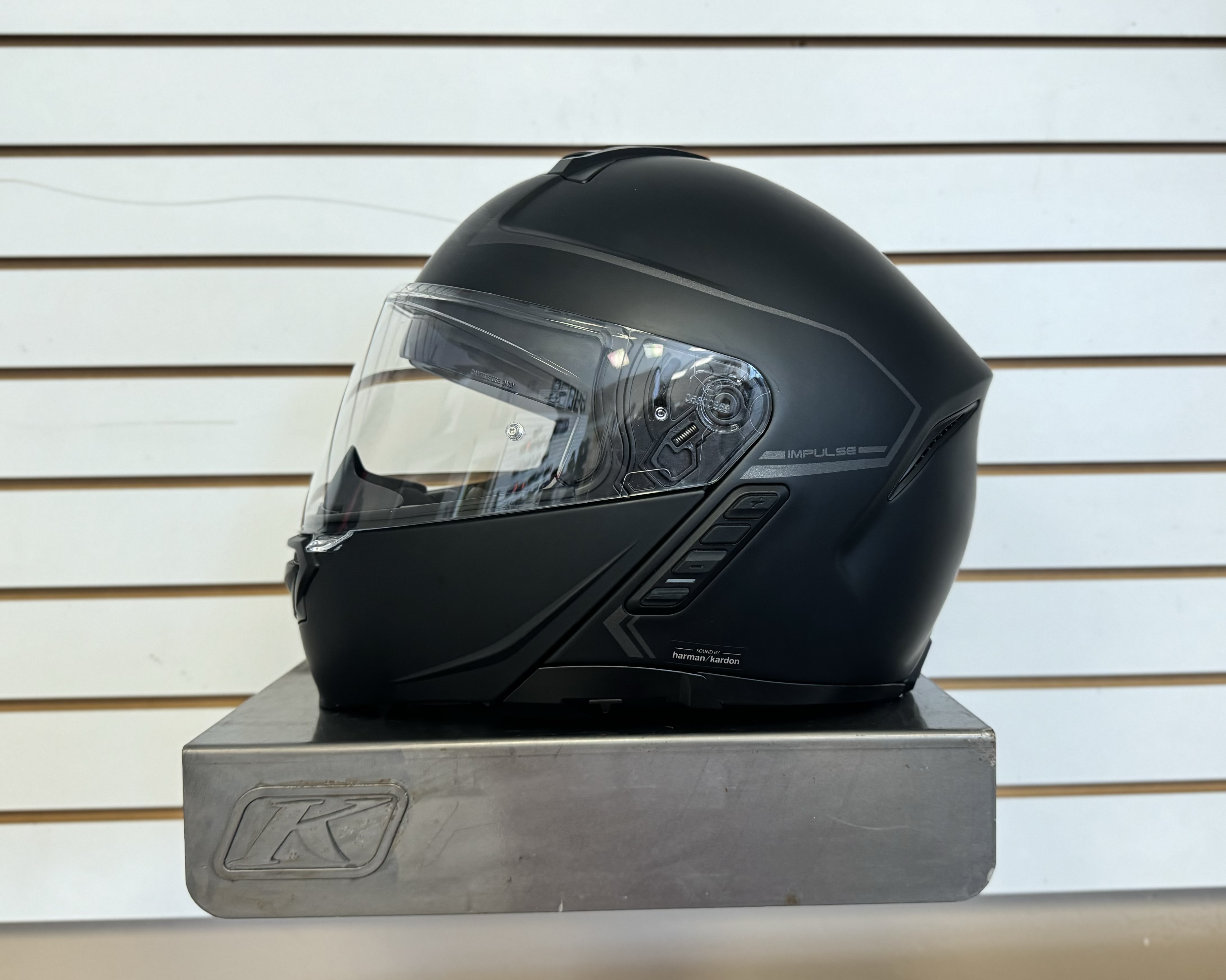 SENA IMPULSE MATTE BLACK BLUETOOTH HELMET (MEDIUM) - USED