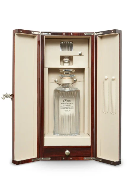 Buy Chopin Vintage Vault 30 Year Old Vodka online at sudsandspirits.com and have it shipped to your door nationwide. online at sudsandspirits.com and have it shipped to your door nationwide.