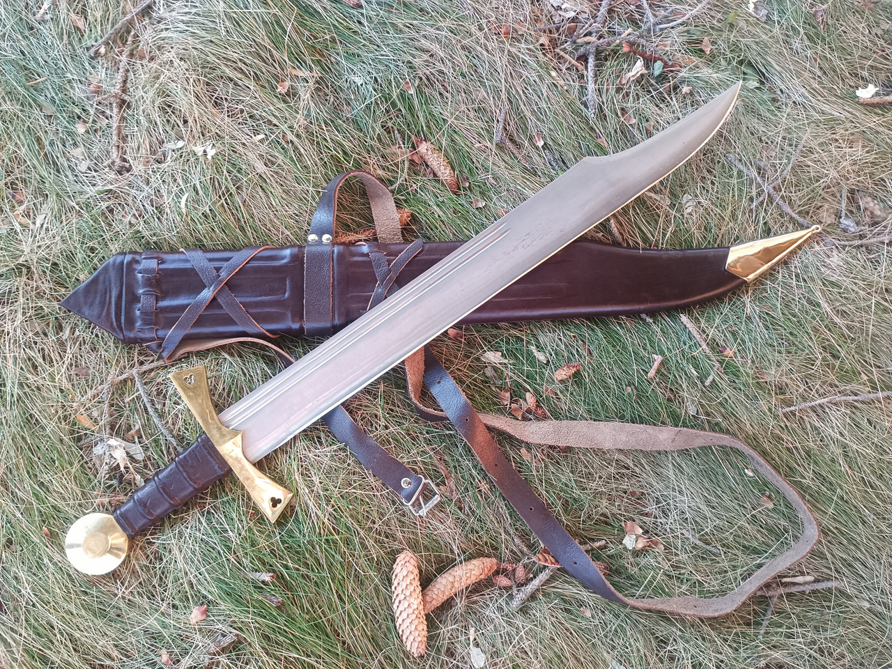 Drop Point Falchion