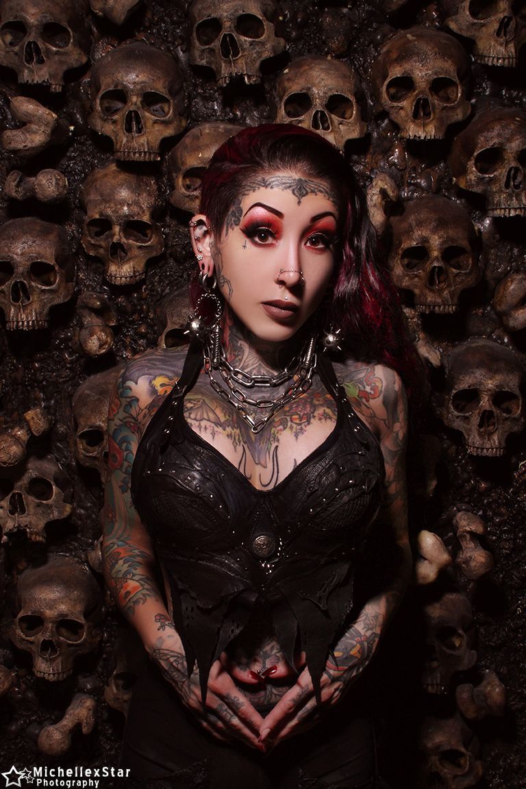 Alexandra Fische — tattoo artist