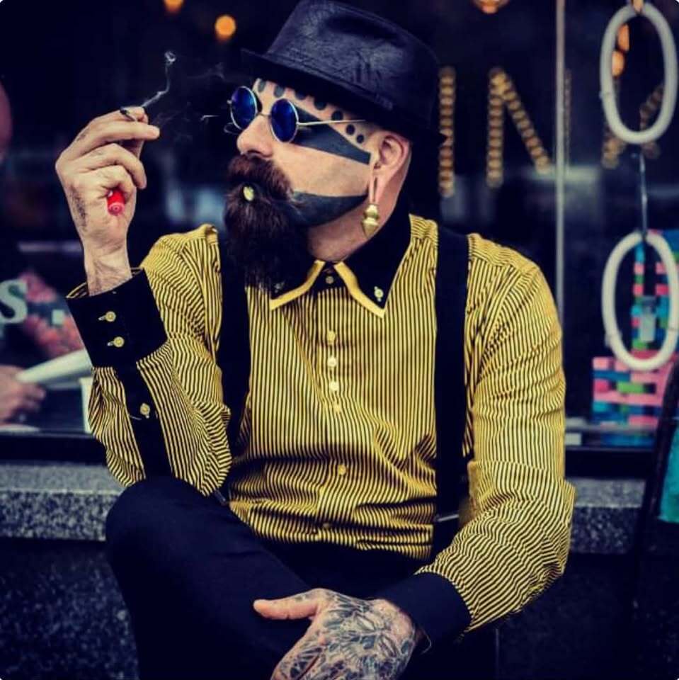 JoeSnake — professional piercer