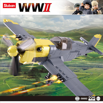 B0692 WW2 PLANE MESSERSCHMITT BF 109 B0692 WW2 PLANE MESSERSCHMITT BF 109
