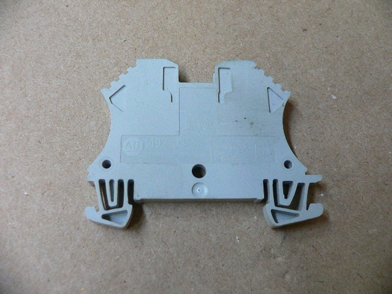 Allen Bradley 1492 J3df Terminal Block 1492 J3 Lot Of 95 Fen Industrial