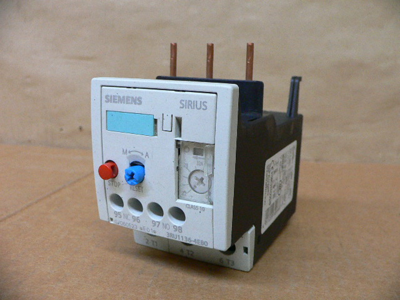 SIEMENS SIRIUS OVERLOAD RELAY 3RU11364EB0 2232A 600VAC Fen Industrial