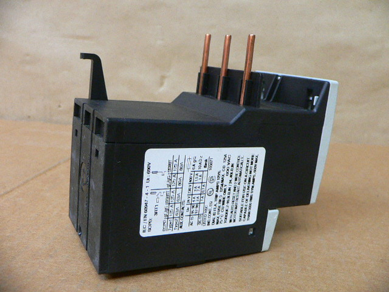 SIEMENS SIRIUS OVERLOAD RELAY 3RU11364EB0 2232A 600VAC Fen Industrial