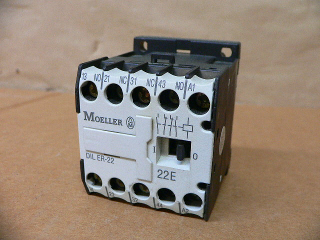 Relais Auxiliaire De Contacteur Klöckner Moeller DIL00L-22 - 220V AC, 16A - Occasion Fonctionnel - Fabriqué En Allemagne