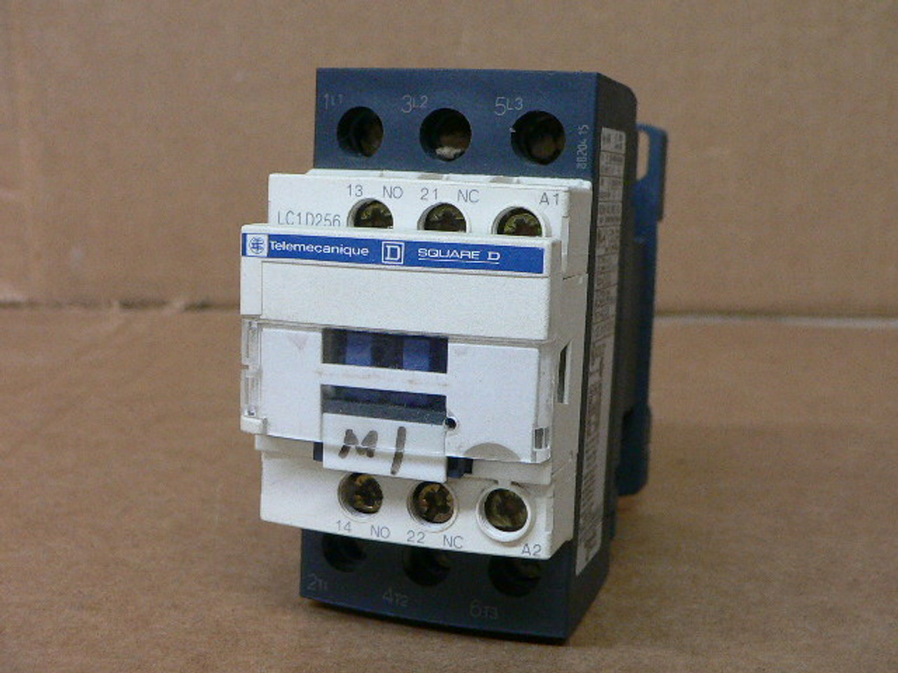 Telemecanique LC1D256 Contactor 220V - Fen Industrial